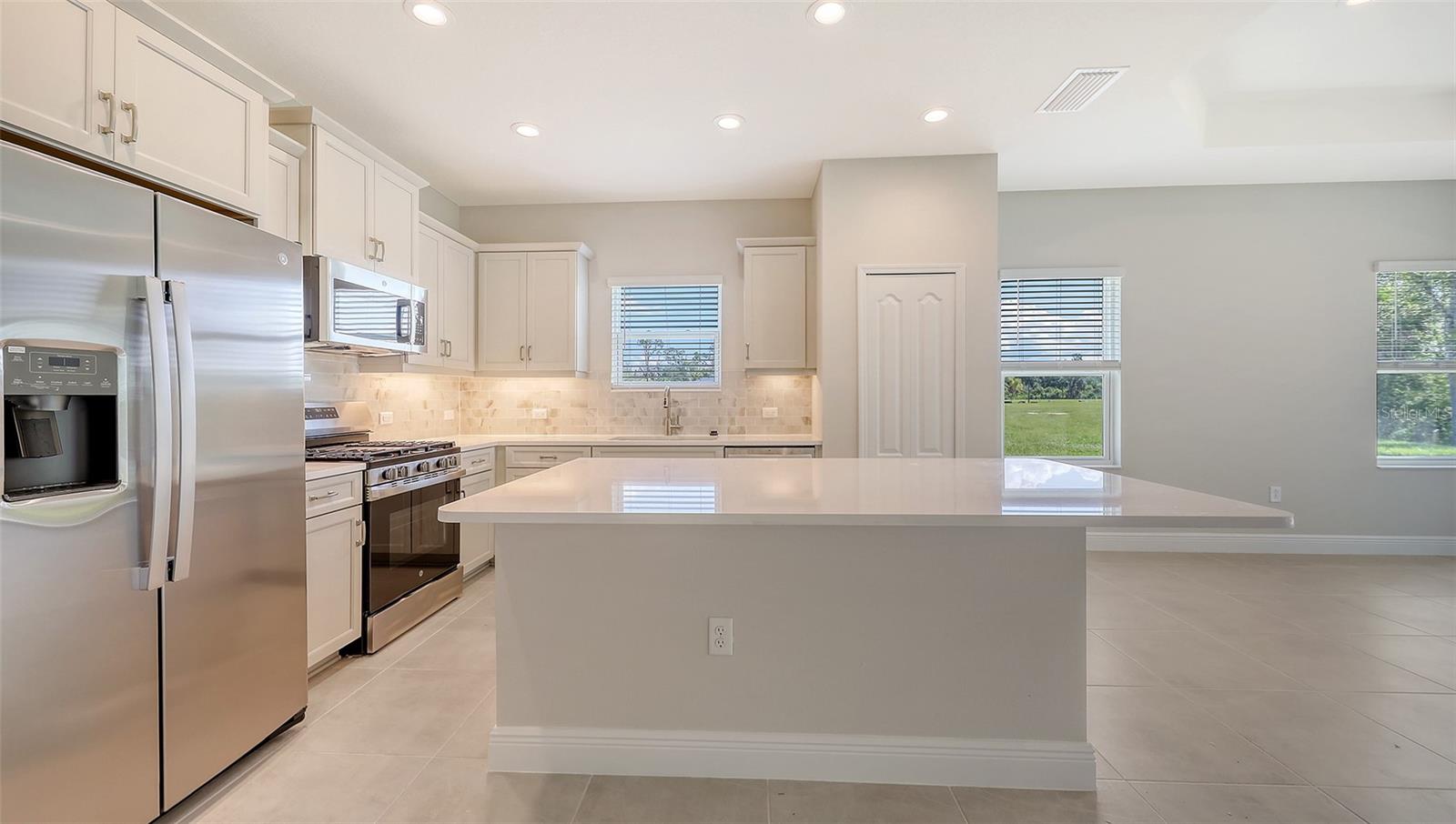 11533 Great Brook Ln Property Photo 3