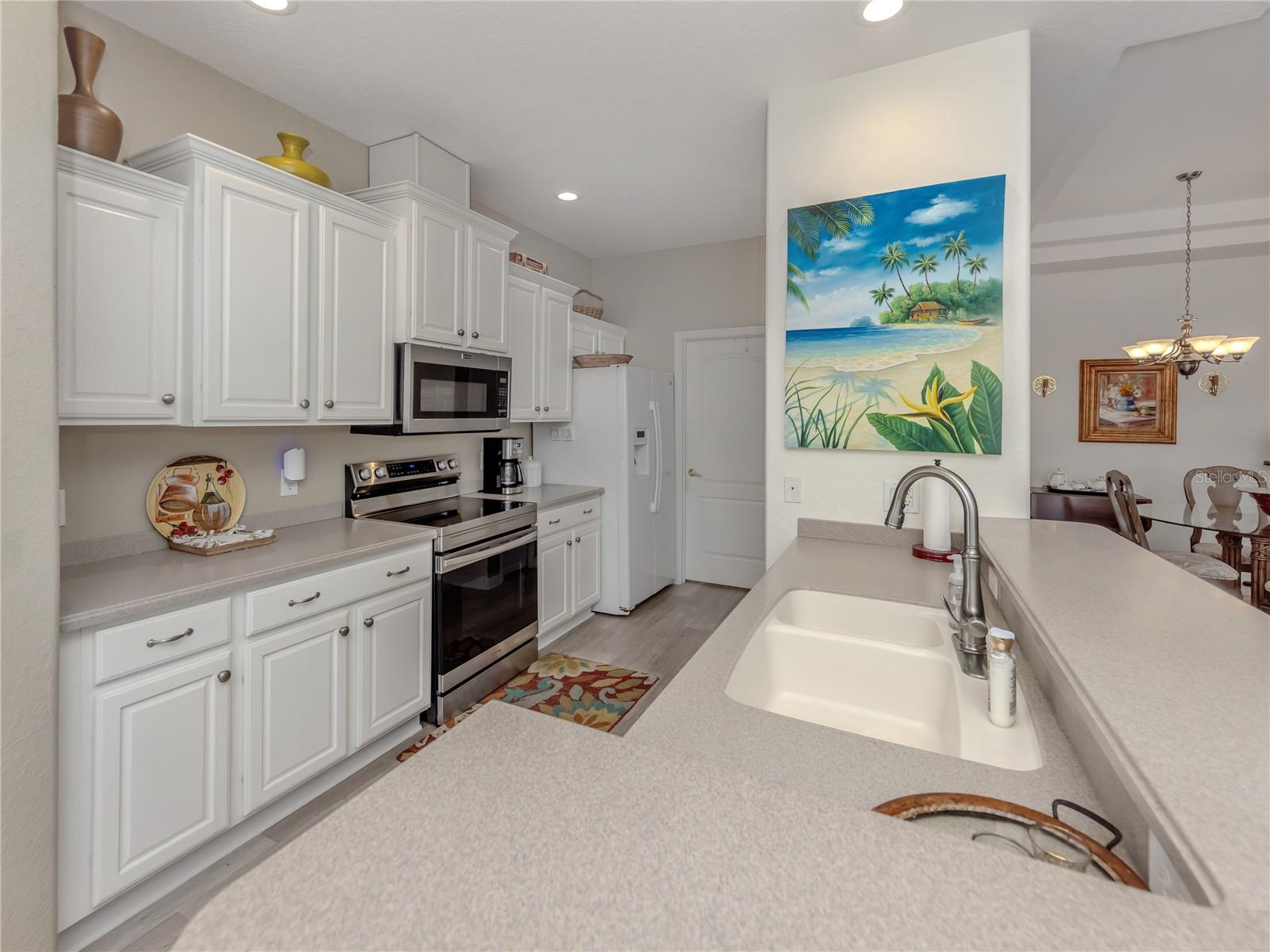 11500 Dancing River Dr Property Photo 25