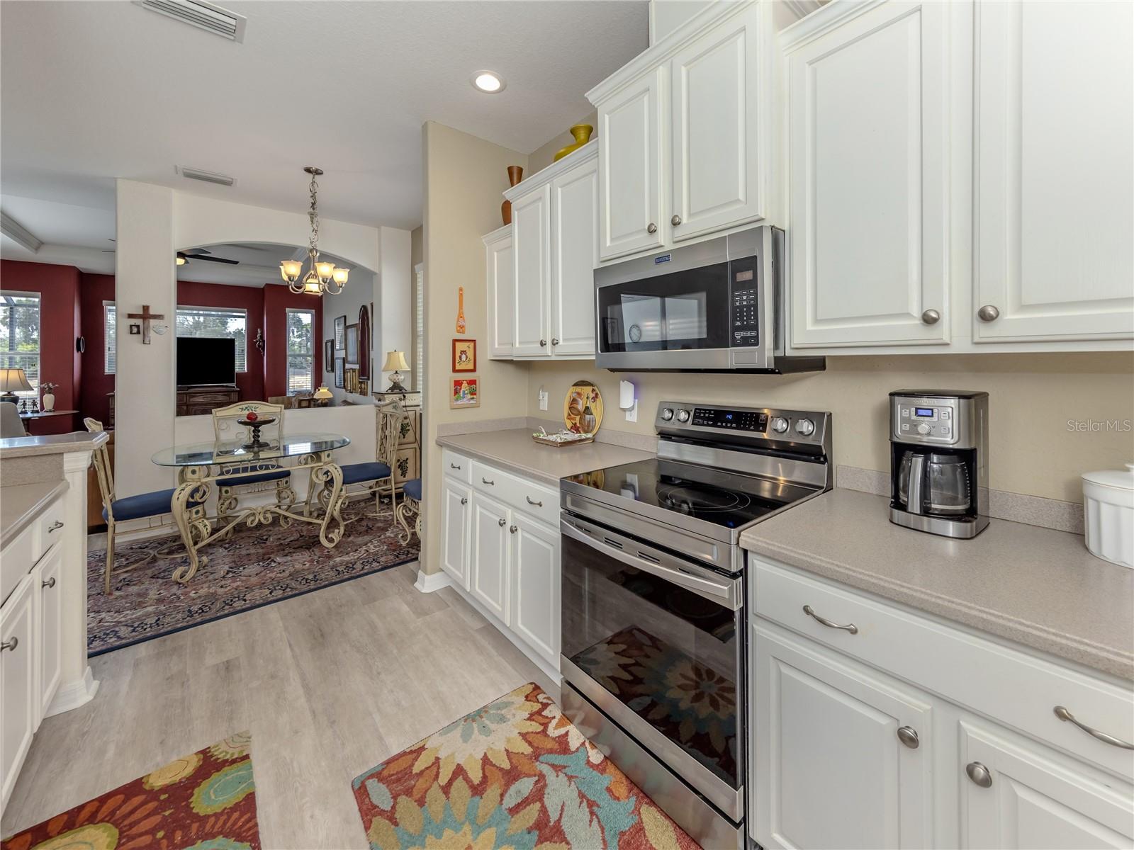 11500 Dancing River Dr Property Photo 27