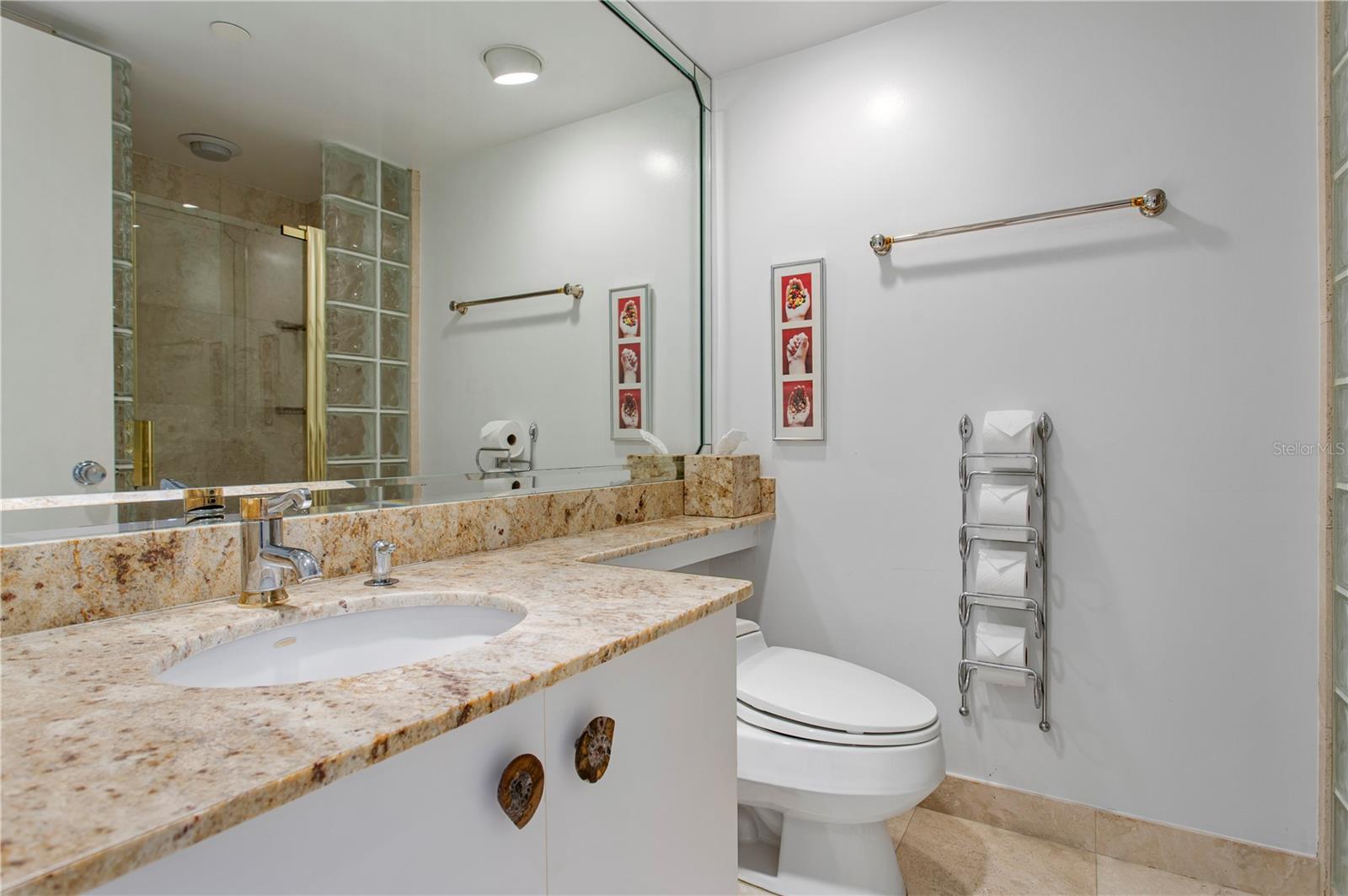 775 Longboat Club Rd #808 Property Photo 26