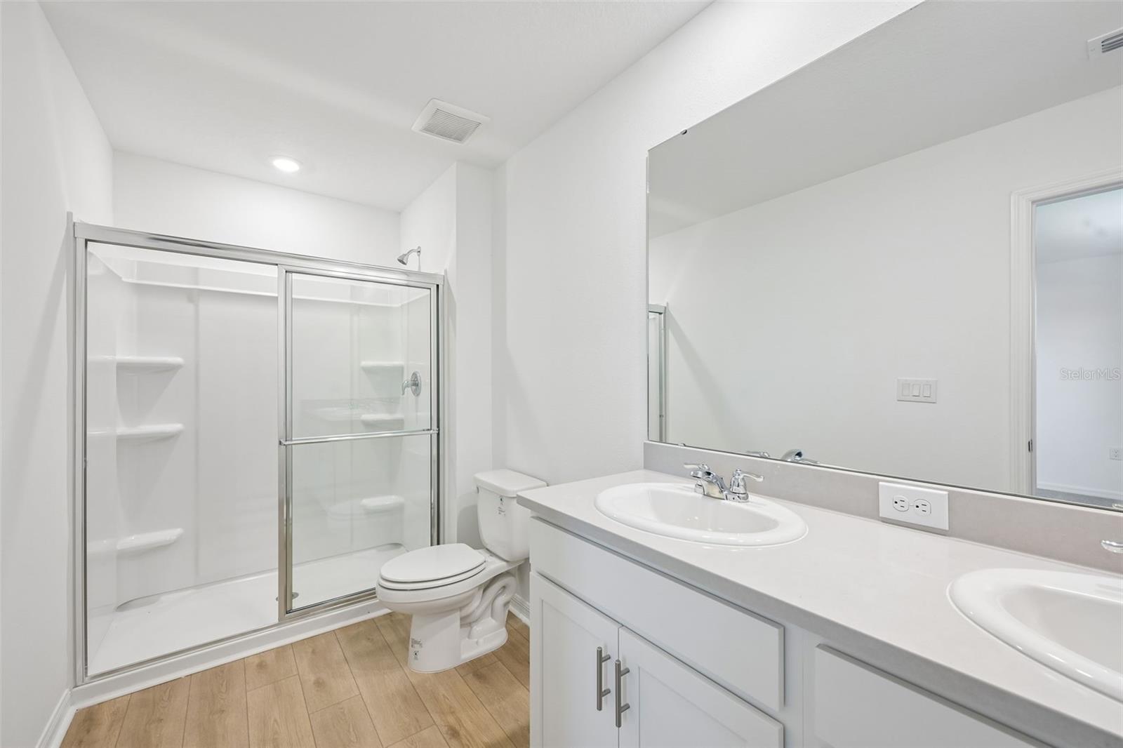 7150 Grand Forest Way Property Photo 4