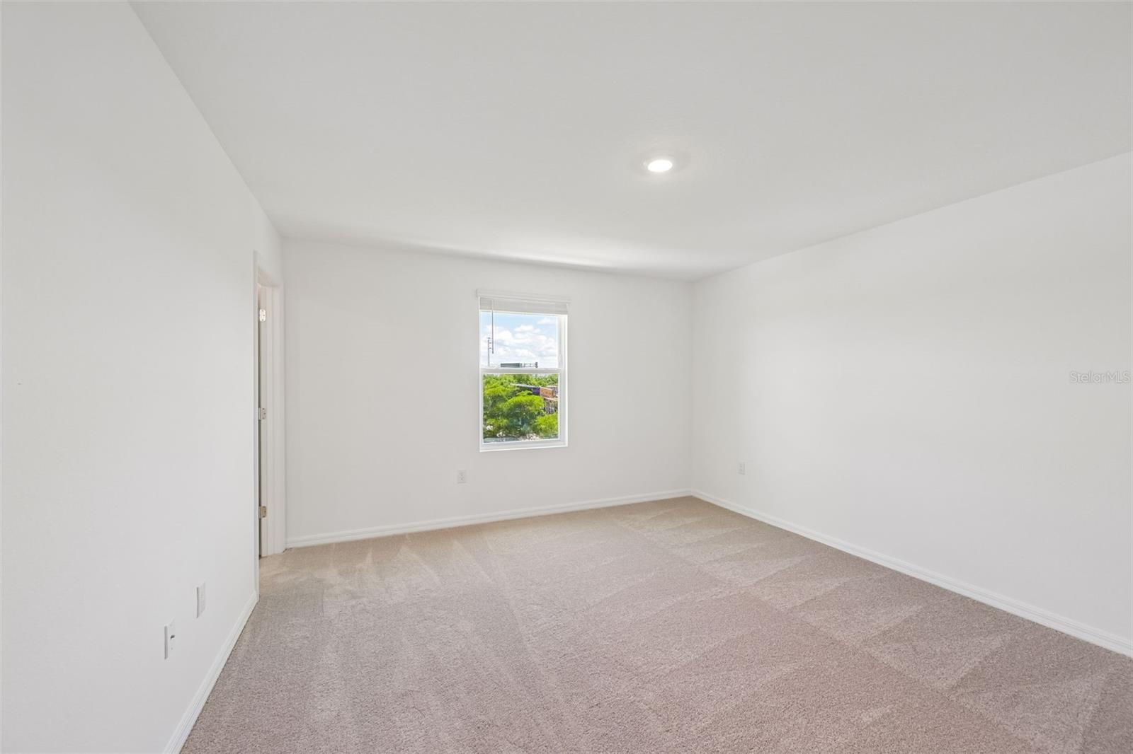 7150 Grand Forest Way Property Photo 5