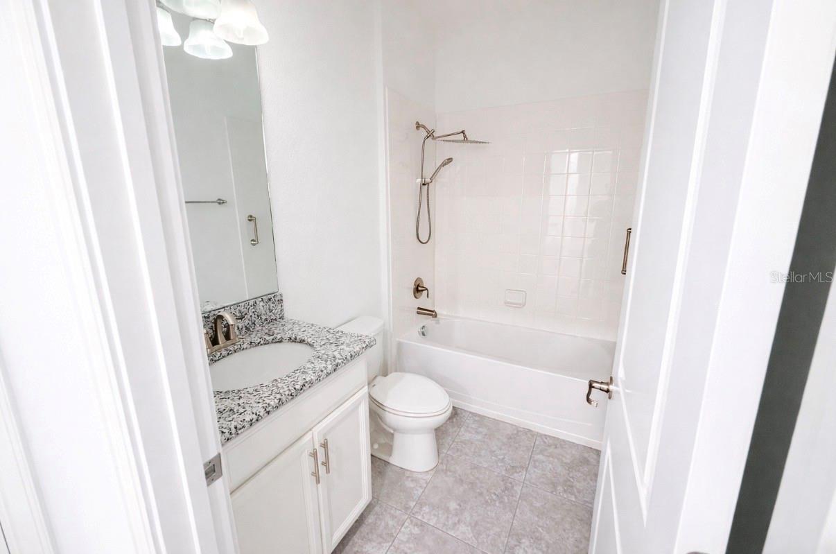 4638 Terry Town Dr Property Photo 9