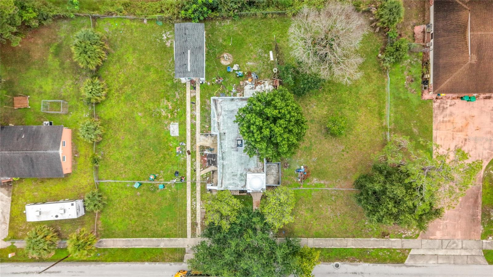 618 S Varr Ave Property Photo 3