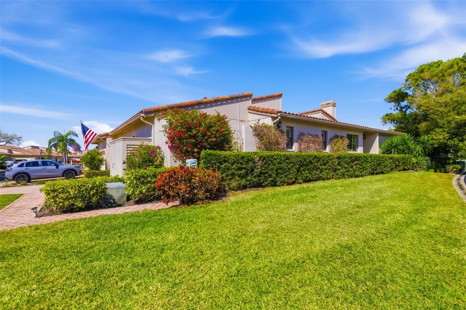 2326 Harbour Oaks Dr Property Photo 5