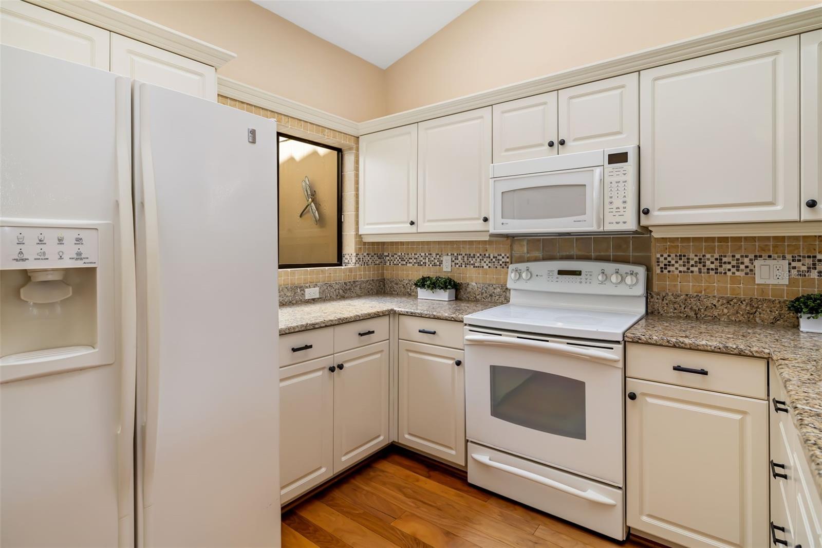 2326 Harbour Oaks Dr Property Photo 23