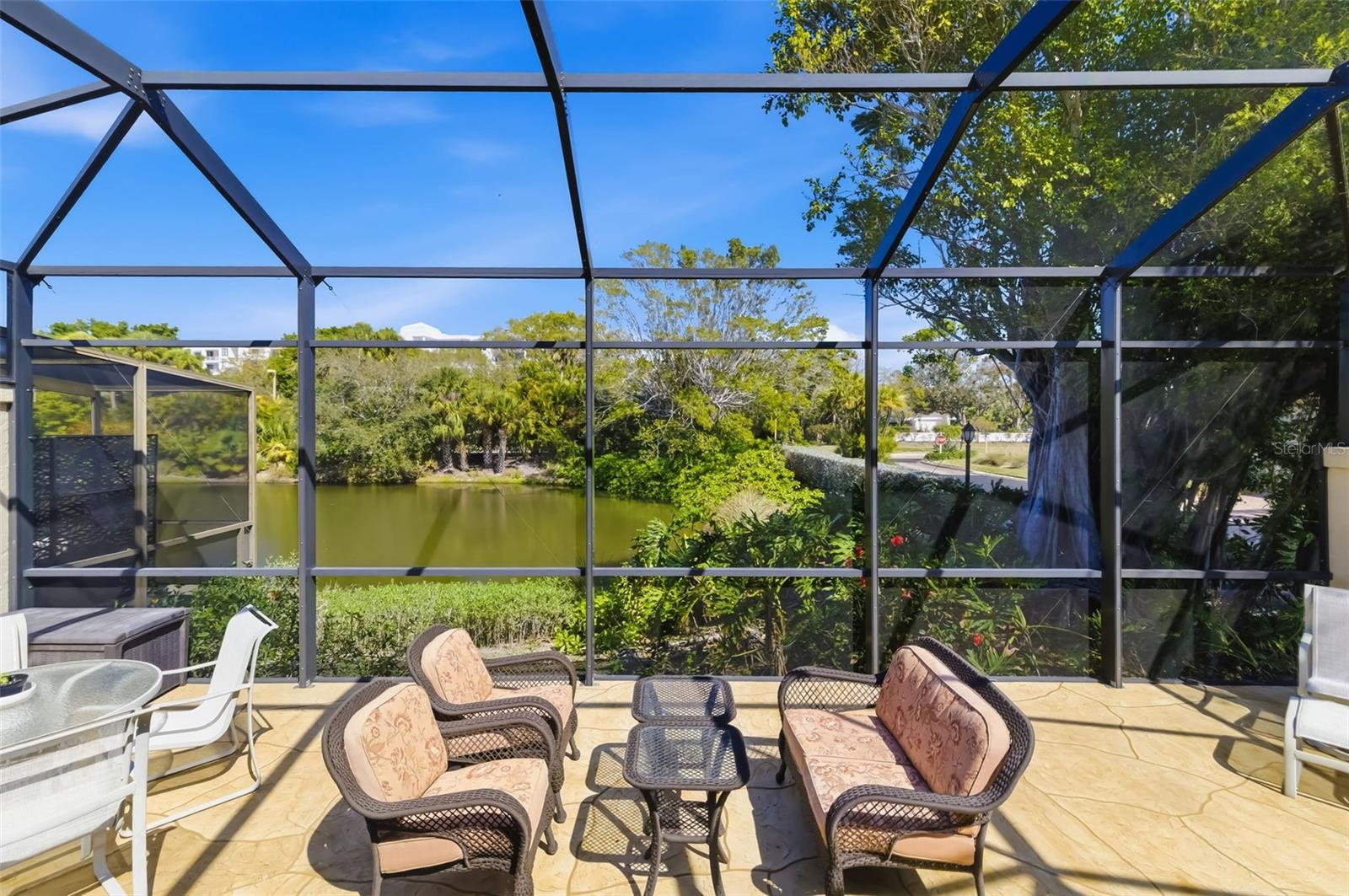 2326 Harbour Oaks Dr Property Photo 41