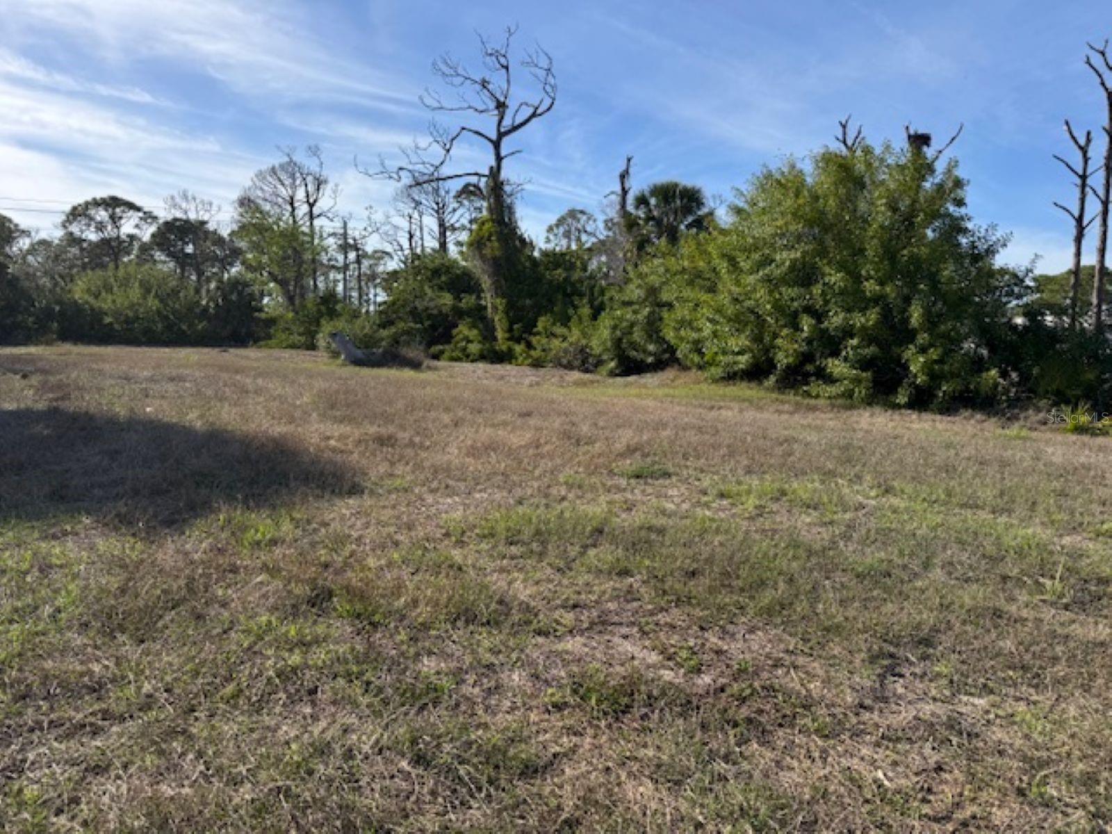 237 Boundary Blvd Property Photo 4