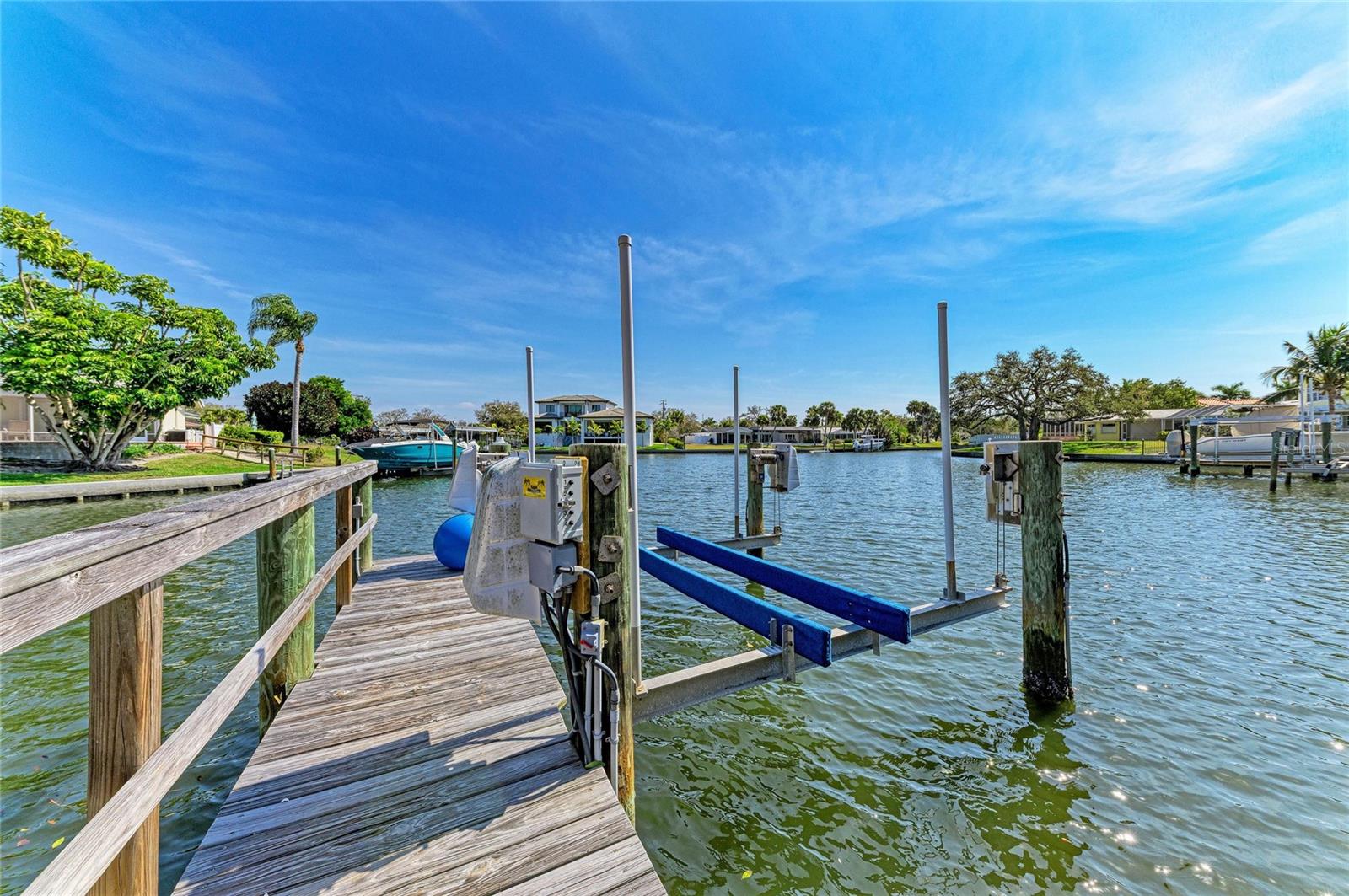 5507 Contento Dr Property Photo 6