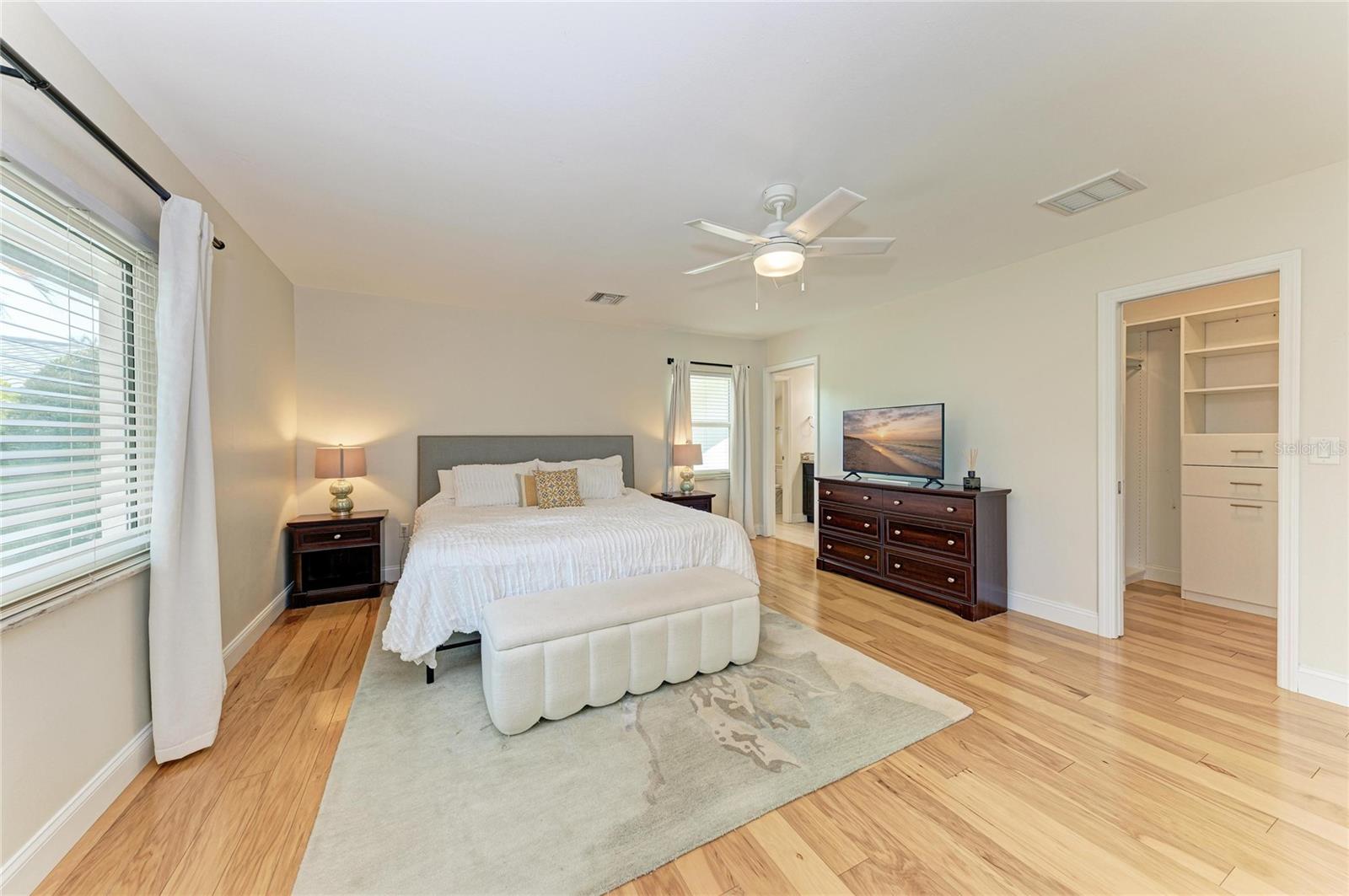 5507 Contento Dr Property Photo 25