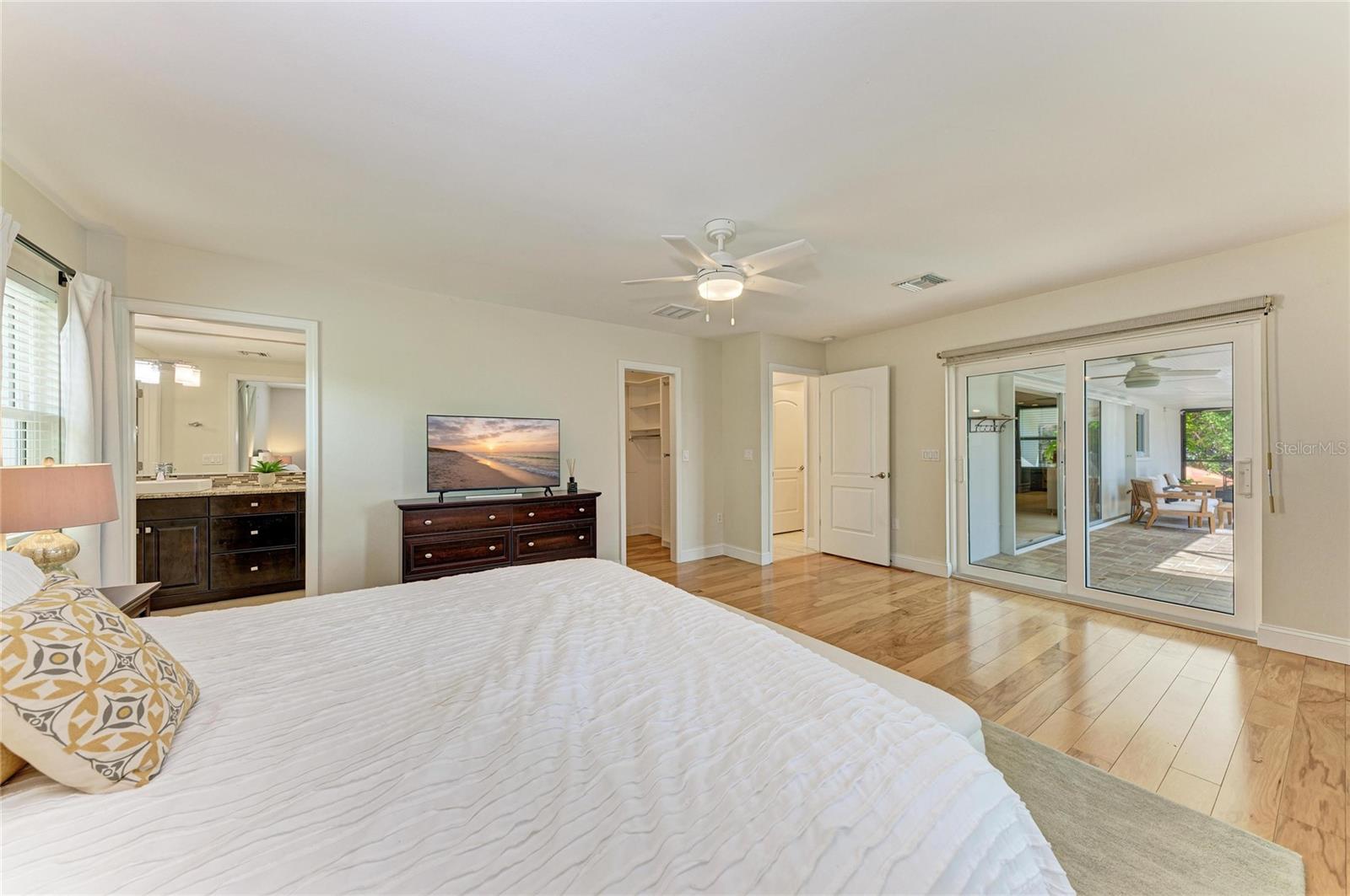 5507 Contento Dr Property Photo 26