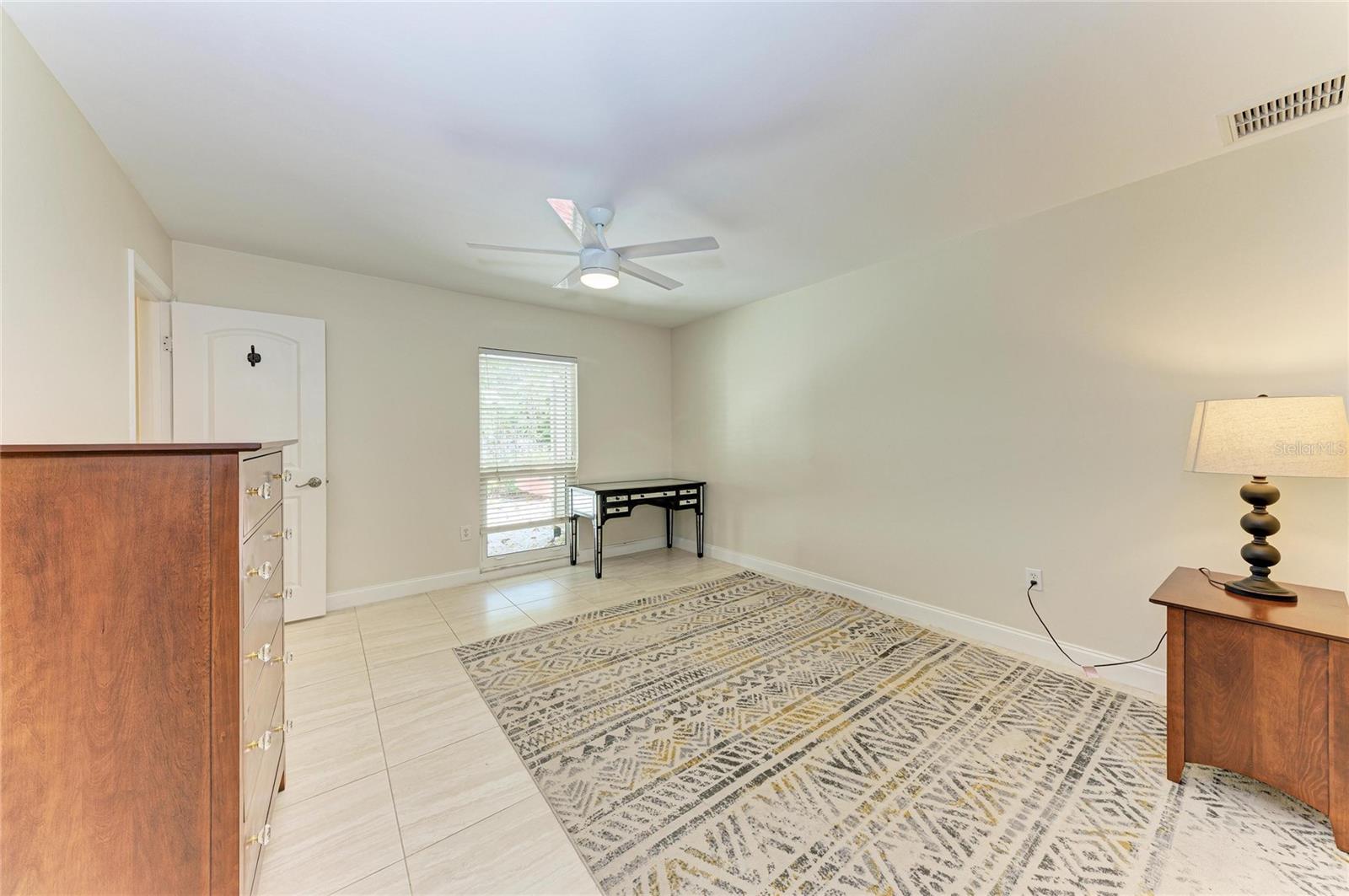 5507 Contento Dr Property Photo 33