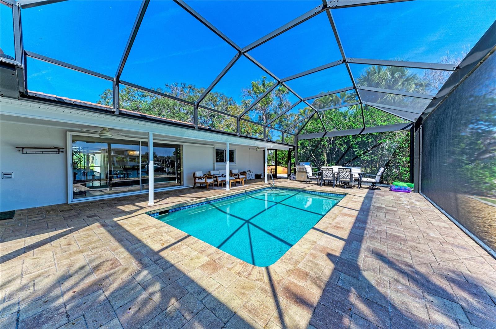 5507 Contento Dr Property Photo 38