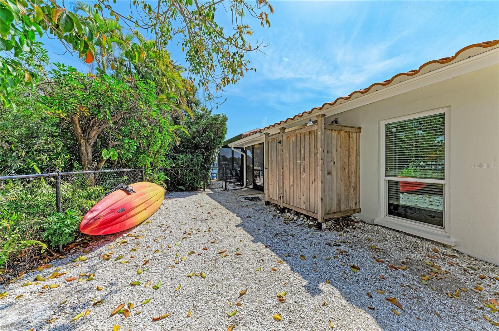 5507 Contento Dr Property Photo 40