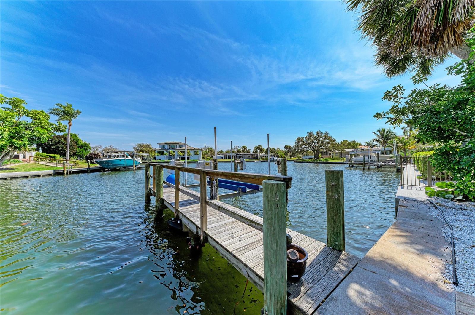 5507 Contento Dr Property Photo 44