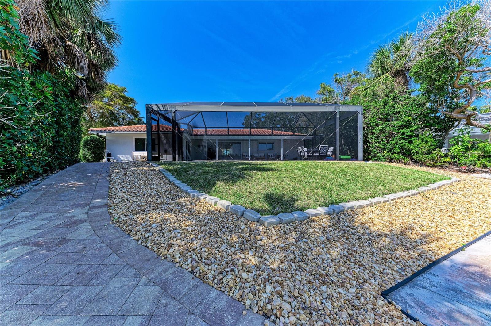 5507 Contento Dr Property Photo 45