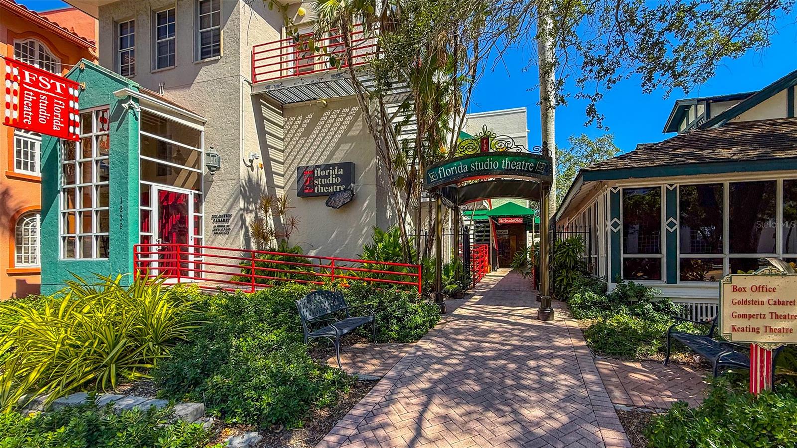 1305 4th St #502e Property Photo 16
