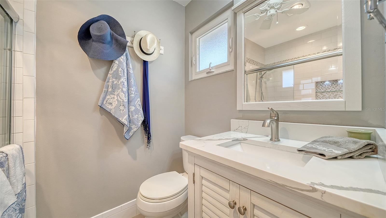 5469 Riverbluff Cir #42 Property Photo 20