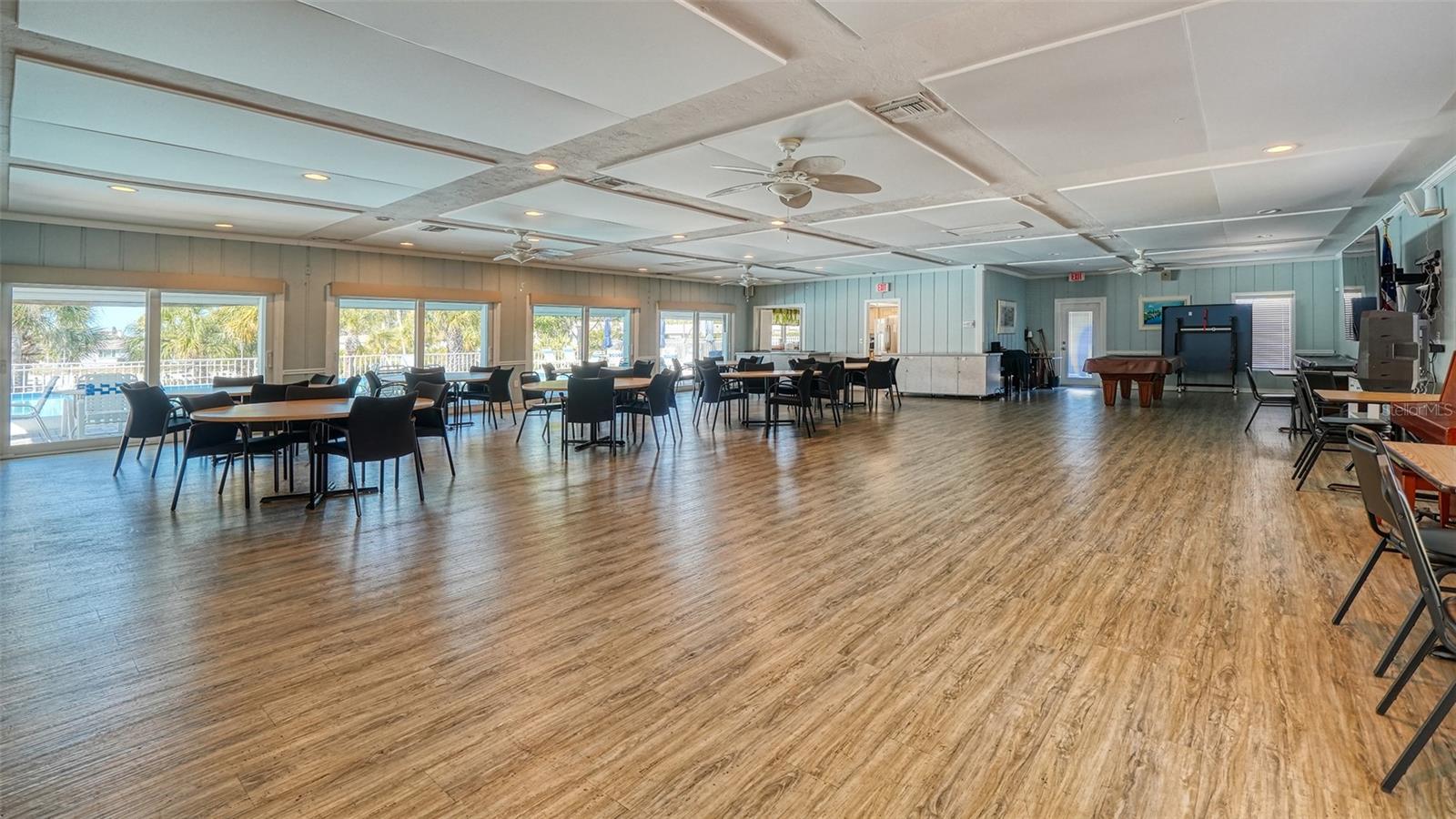5469 Riverbluff Cir #42 Property Photo 35