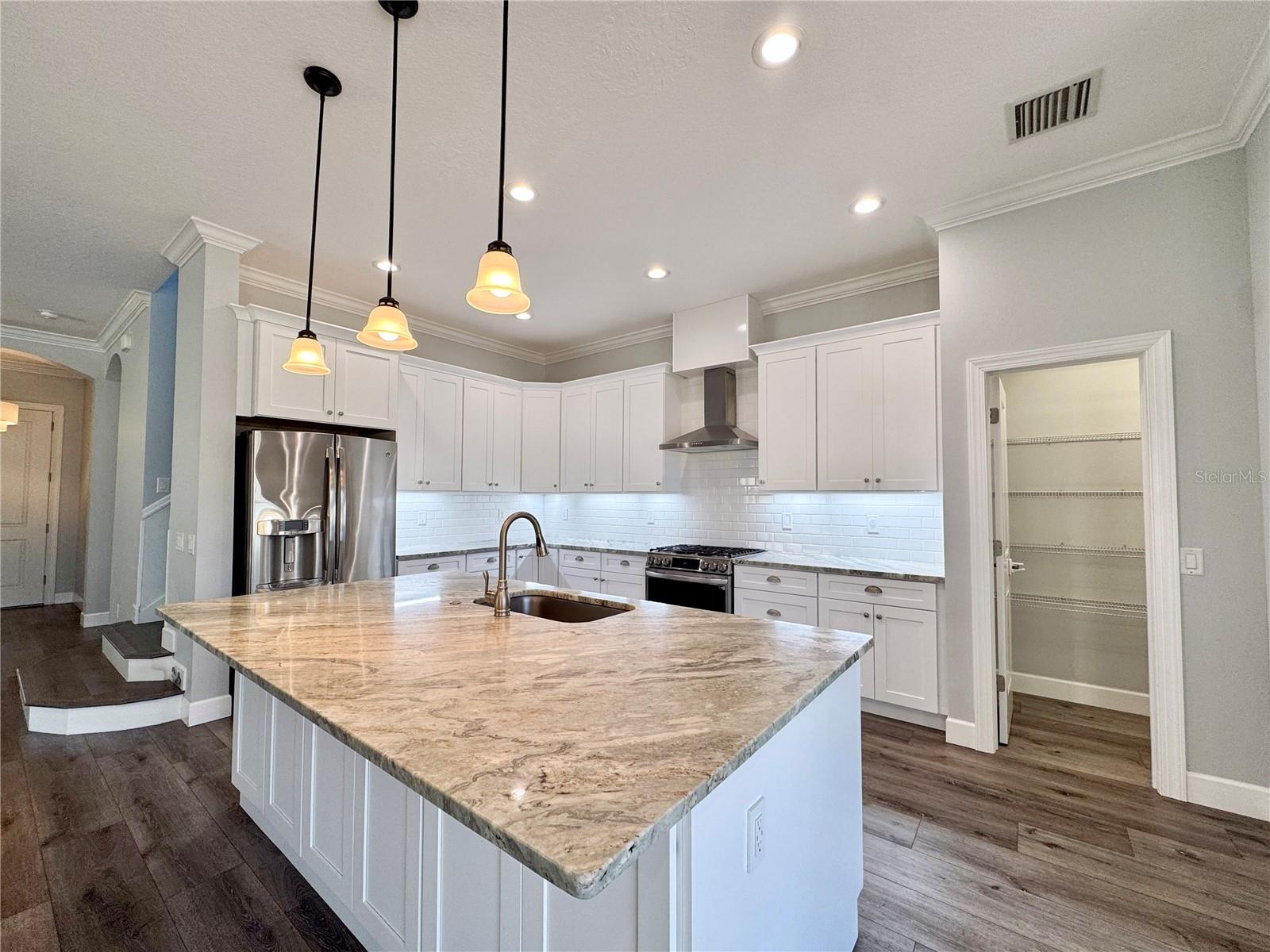 12822 Del Corso Loop Property Photo 8