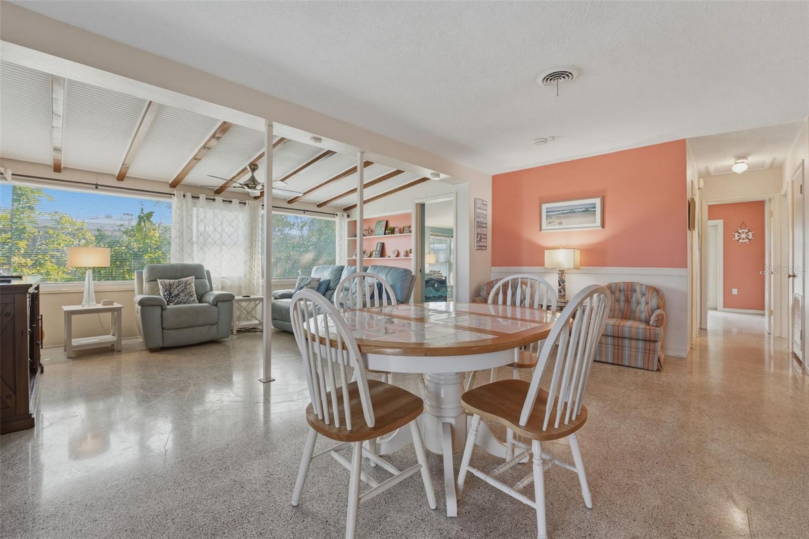 1904 31st St W Property Photo 7