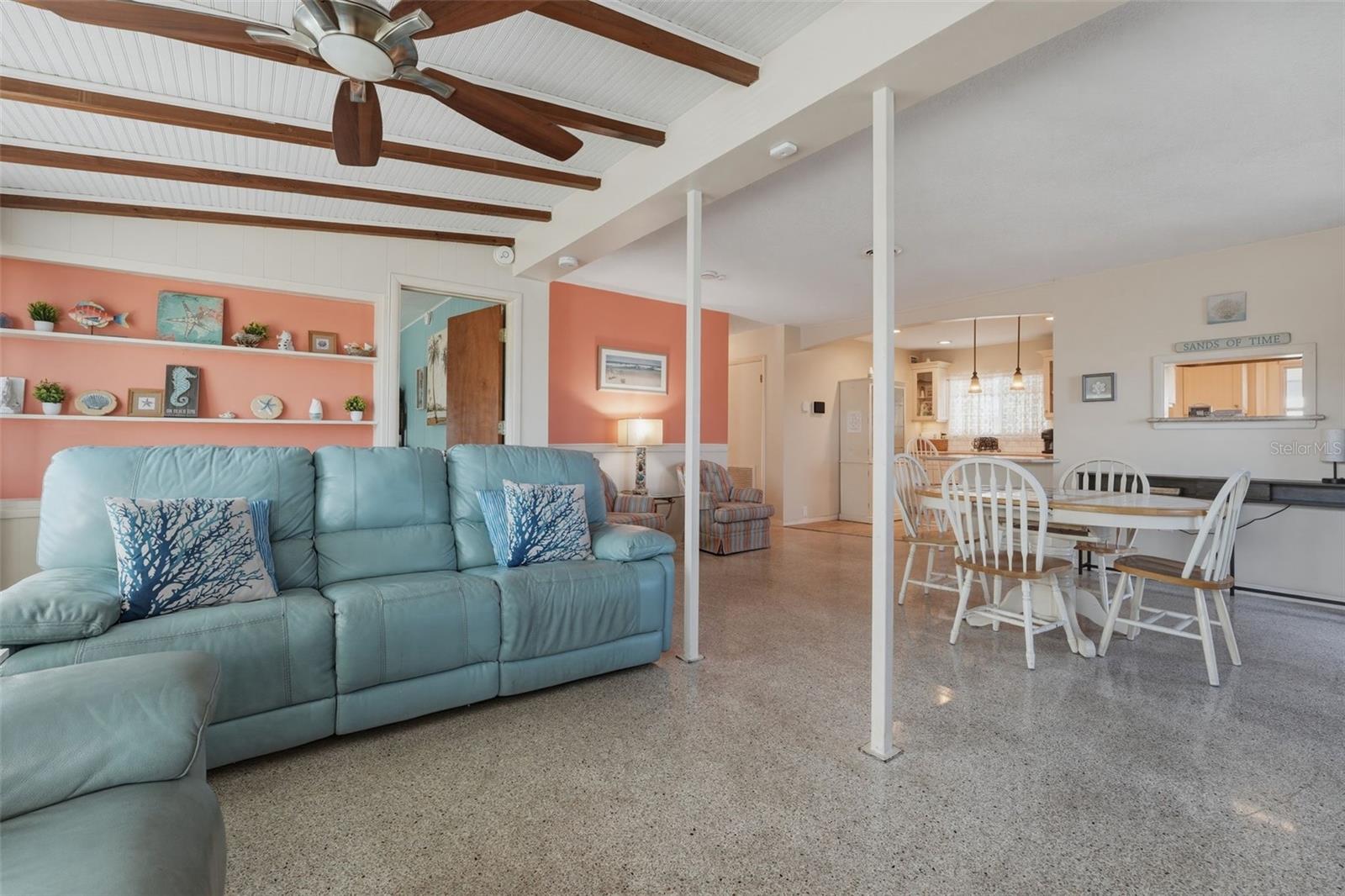 1904 31st St W Property Photo 8