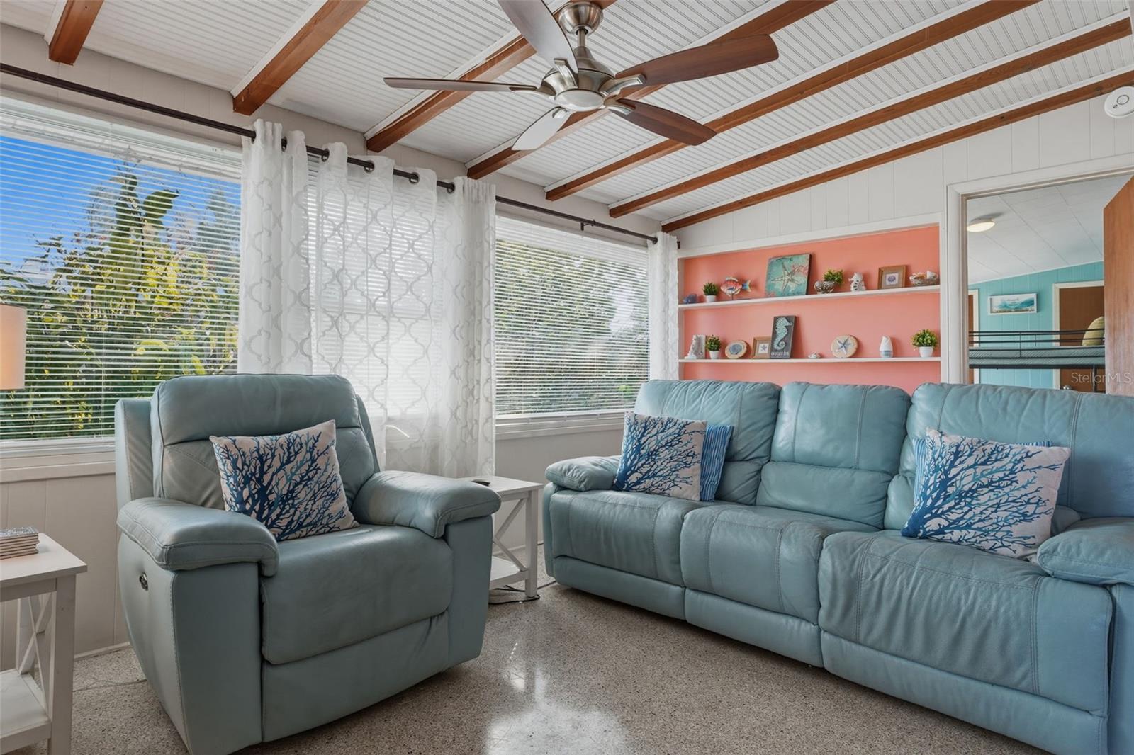 1904 31st St W Property Photo 9