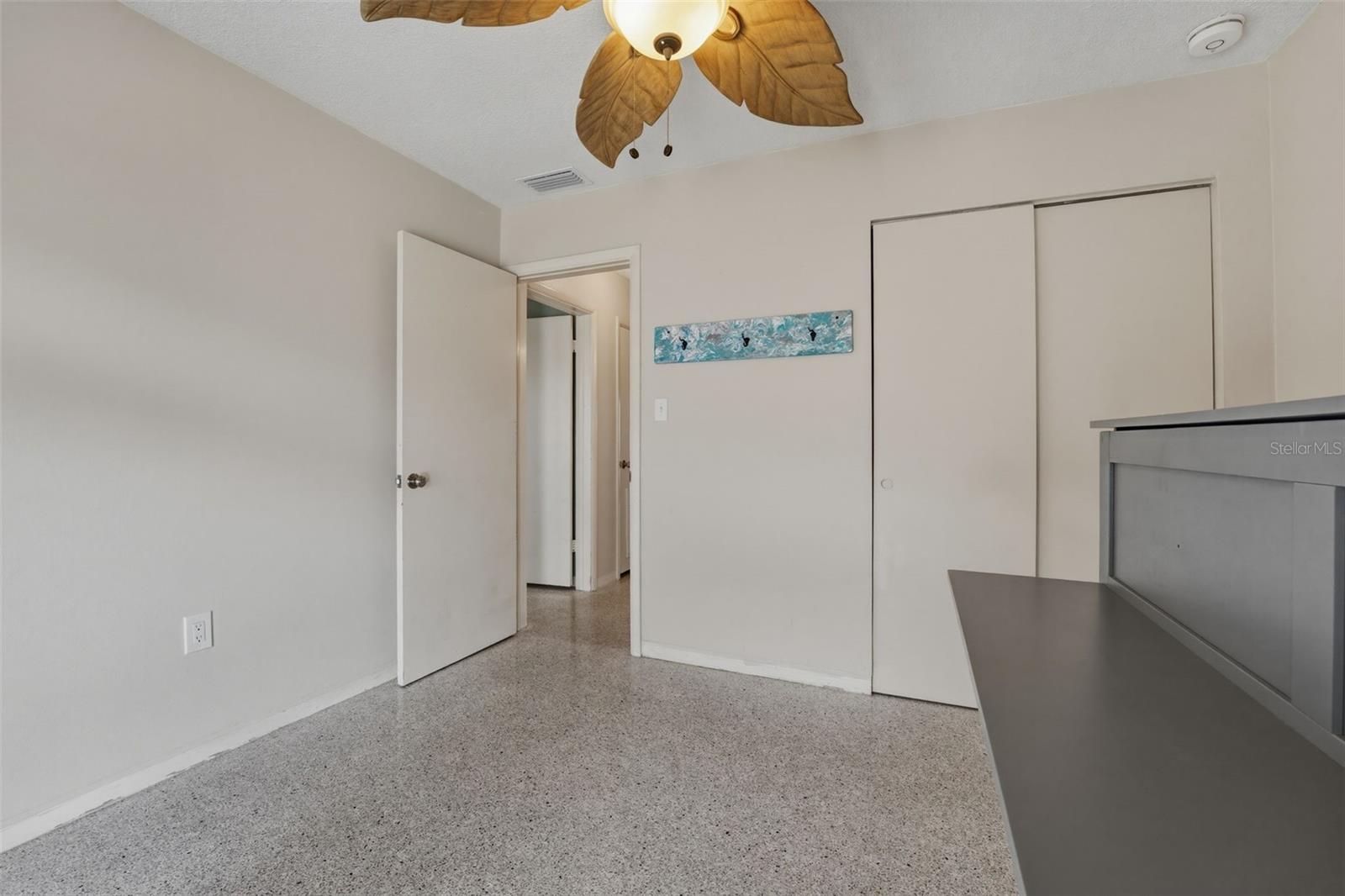 1904 31st St W Property Photo 23