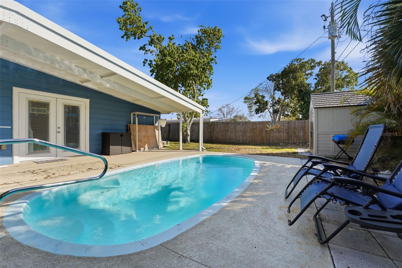 1904 31st St W Property Photo 27