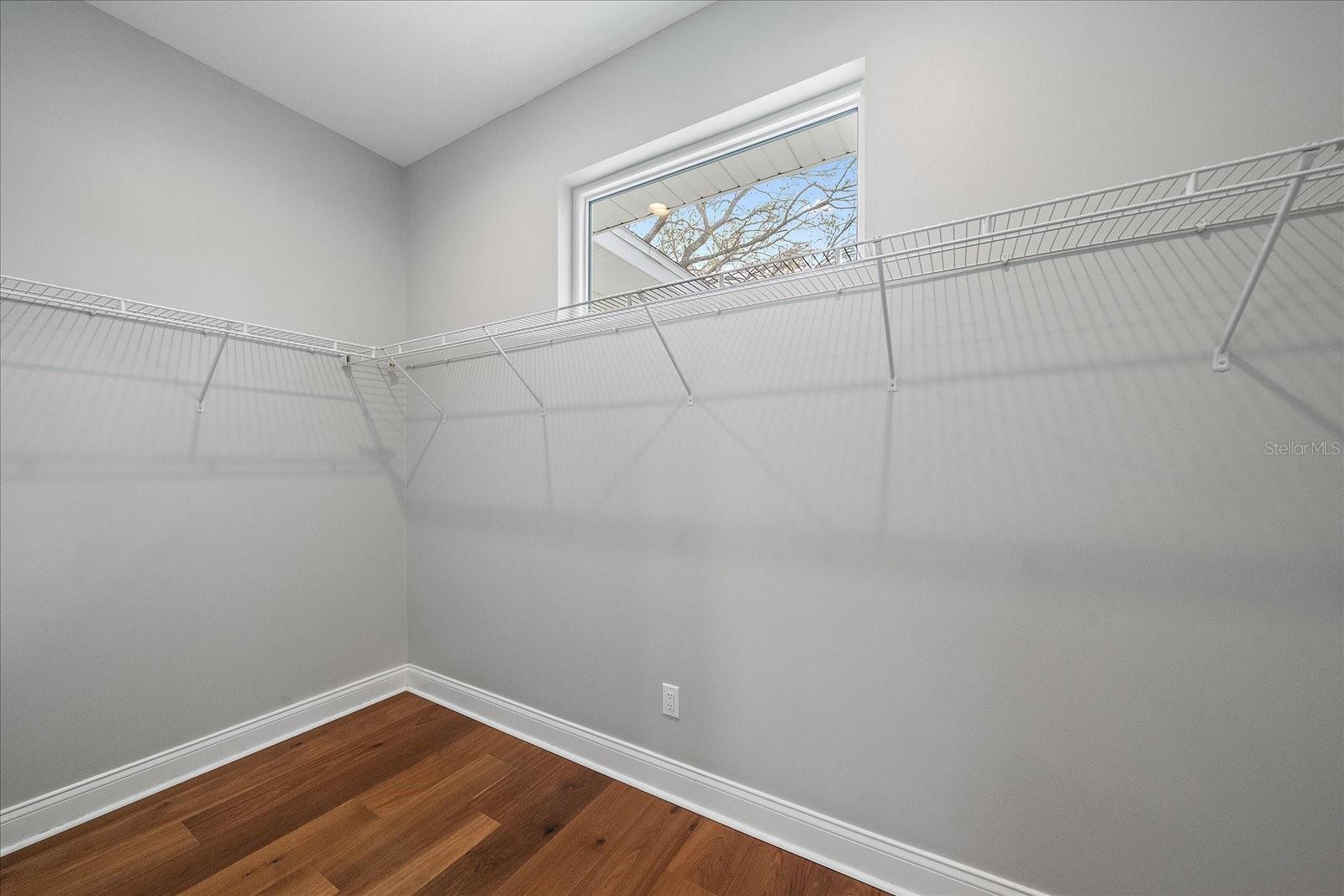 2207 Wisteria St Property Photo 25