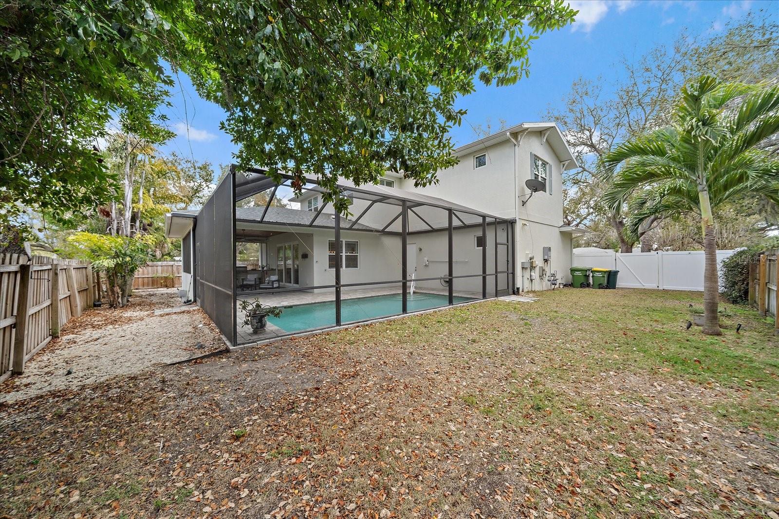 2207 Wisteria St Property Photo 29