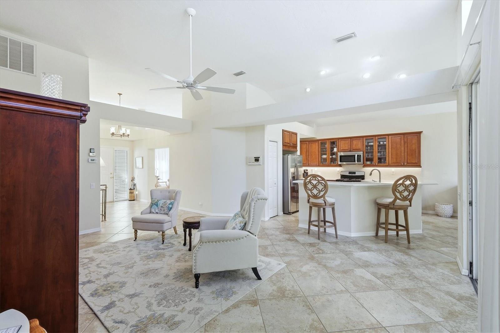 6411 Berkshire Pl Property Photo 13
