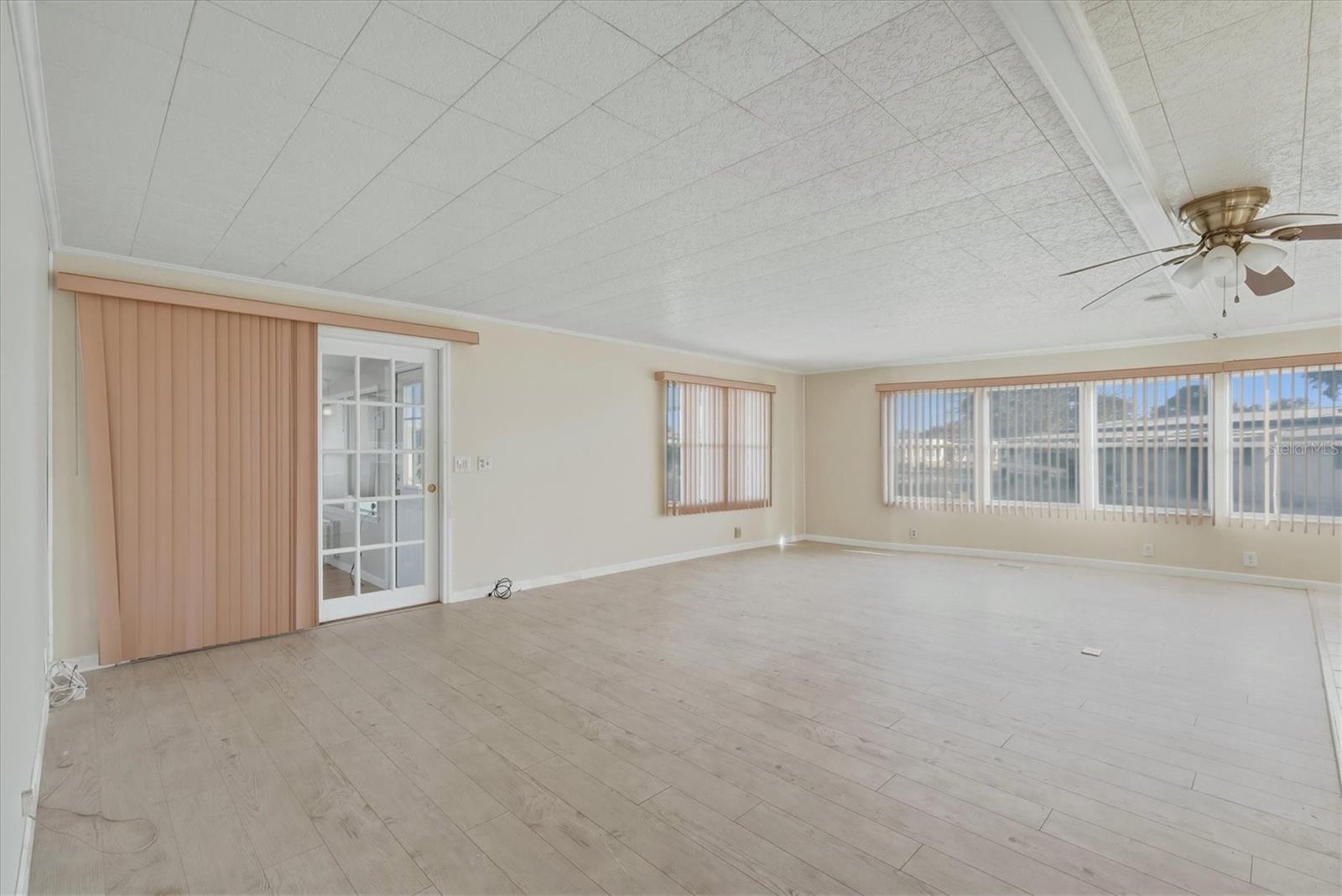 6710 36th Ave E #201 Property Photo 10