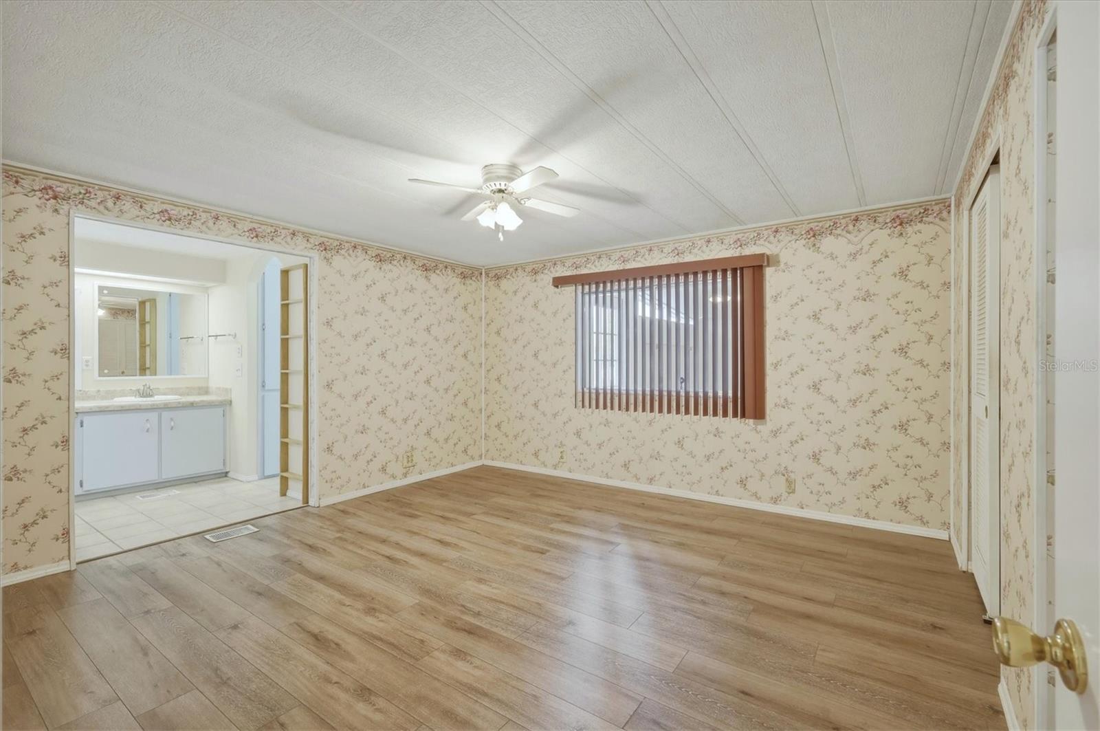 6710 36th Ave E #201 Property Photo 15