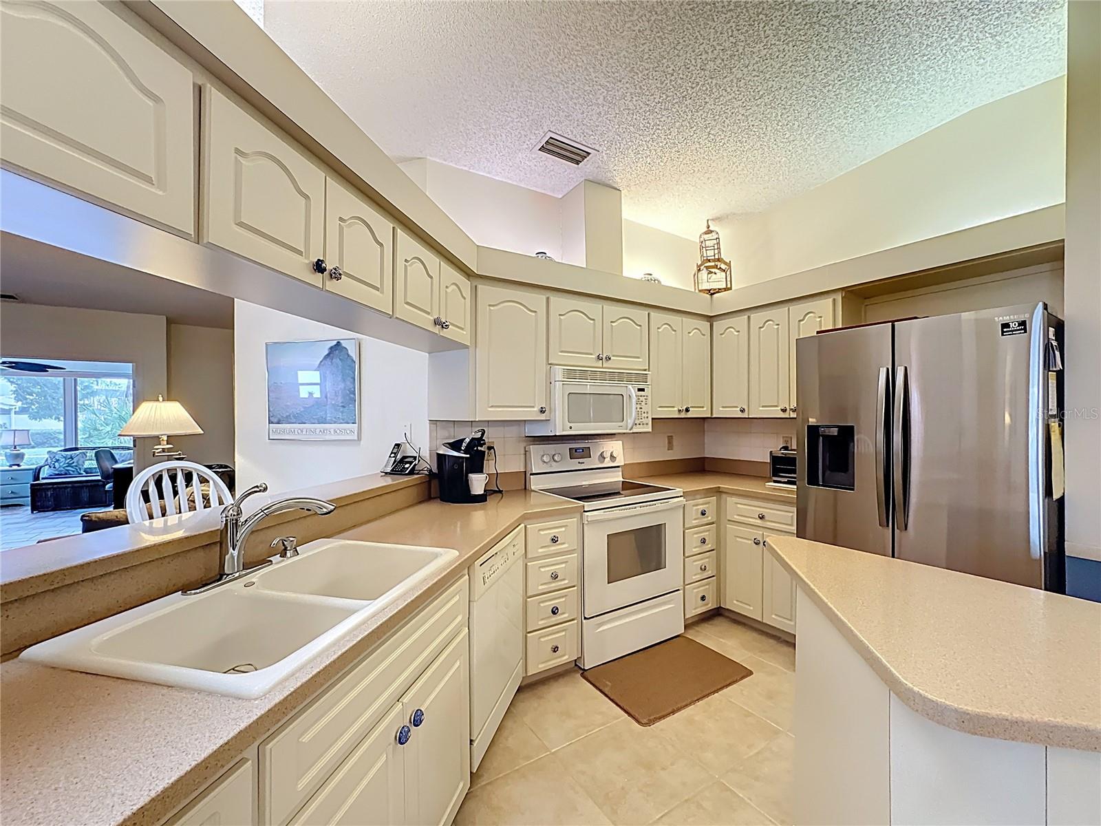 5611 Garden Lakes Dr Property Photo 14
