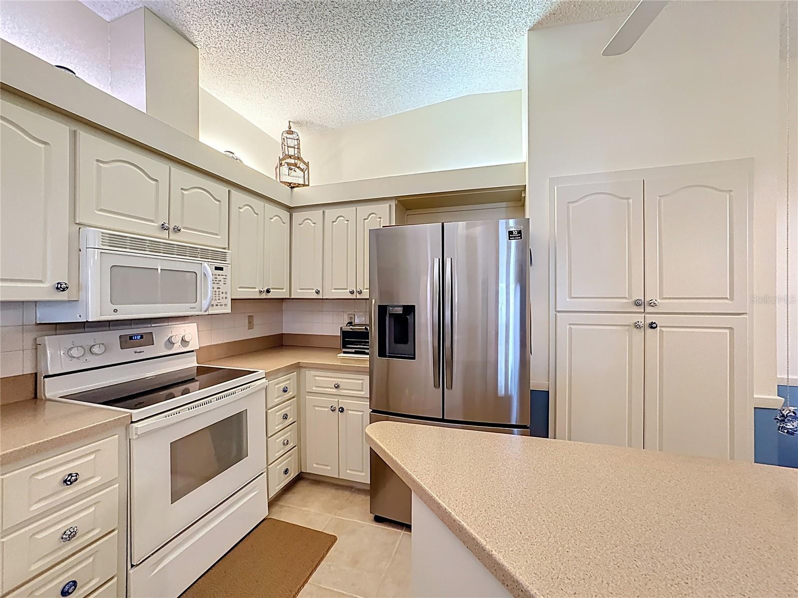 5611 Garden Lakes Dr Property Photo 16