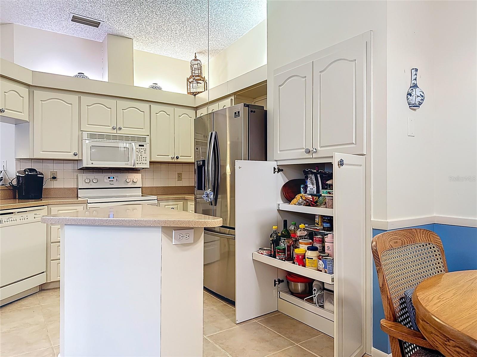 5611 Garden Lakes Dr Property Photo 17
