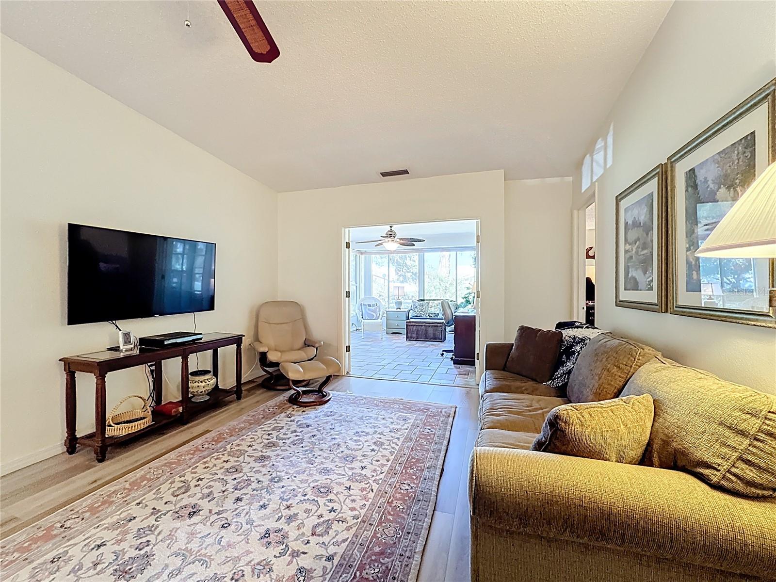 5611 Garden Lakes Dr Property Photo 22