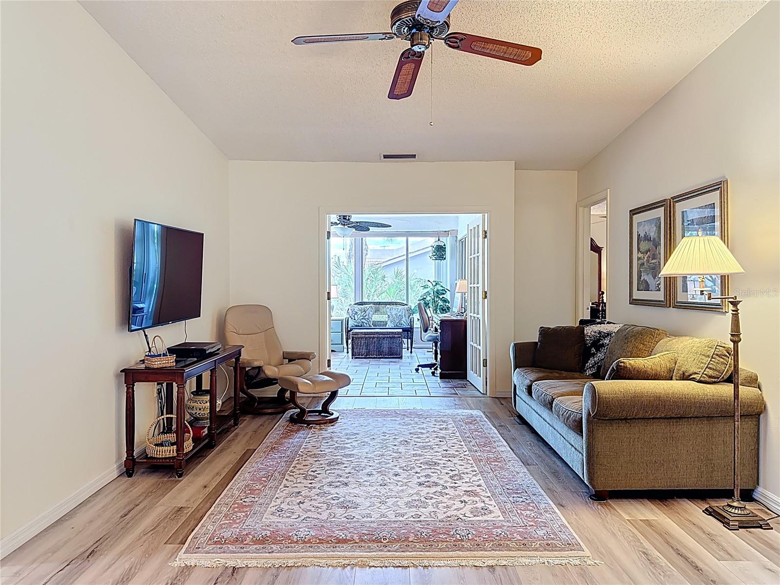 5611 Garden Lakes Dr Property Photo 23