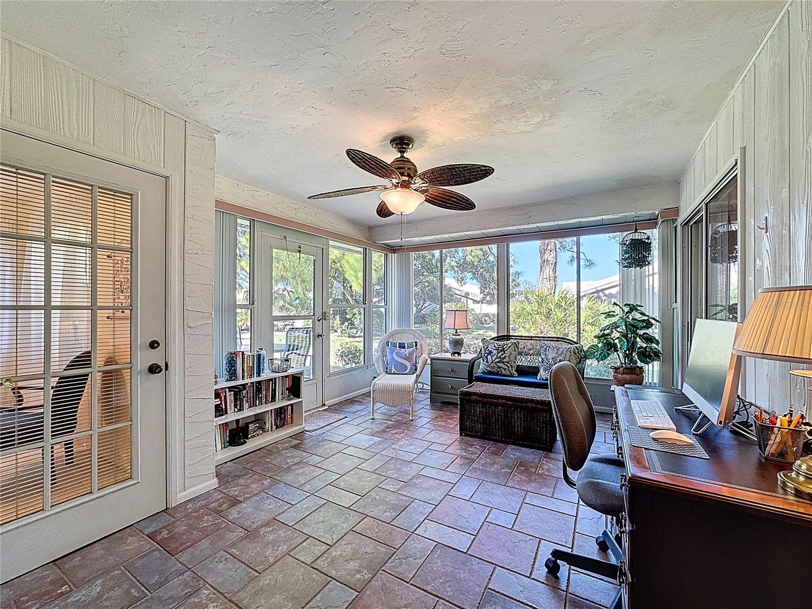 5611 Garden Lakes Dr Property Photo 26