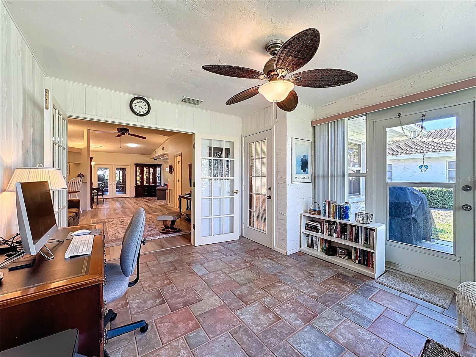 5611 Garden Lakes Dr Property Photo 28