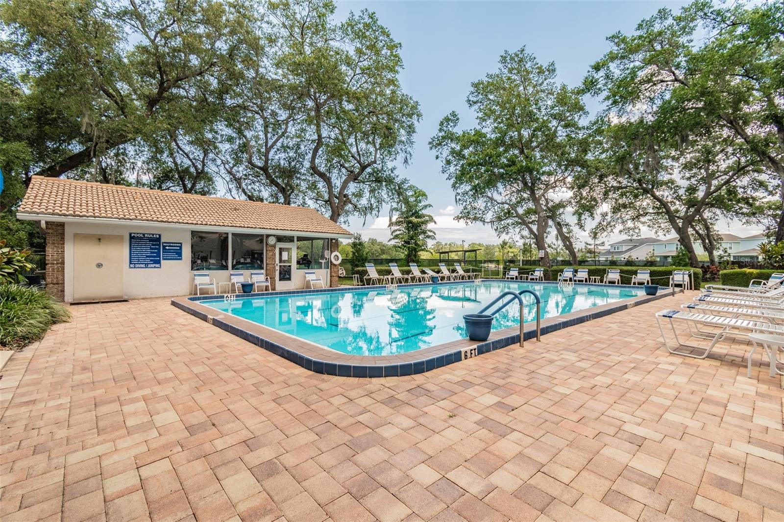5611 Garden Lakes Dr Property Photo 53
