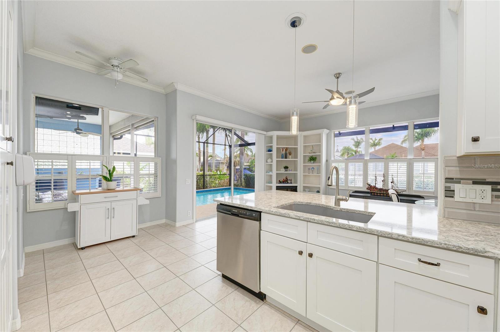 4735 Spinnaker Dr Property Photo 8