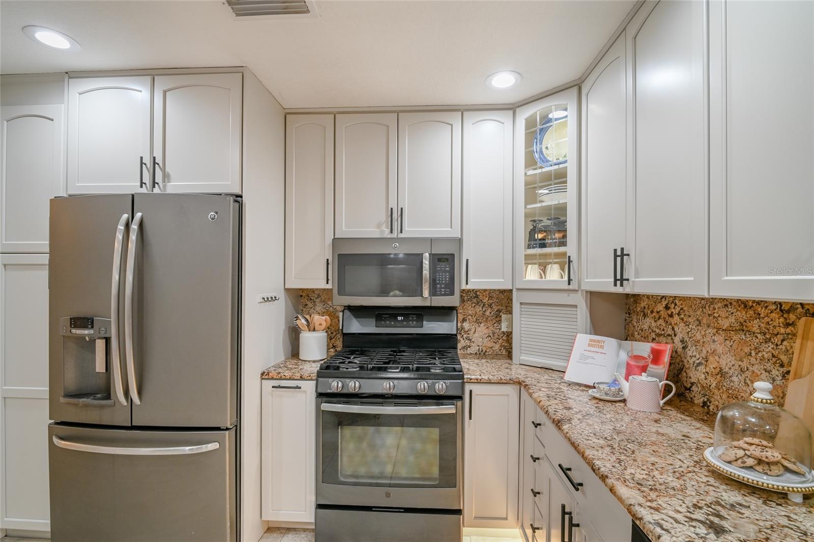 1516 Fox Creek Dr Property Photo 28