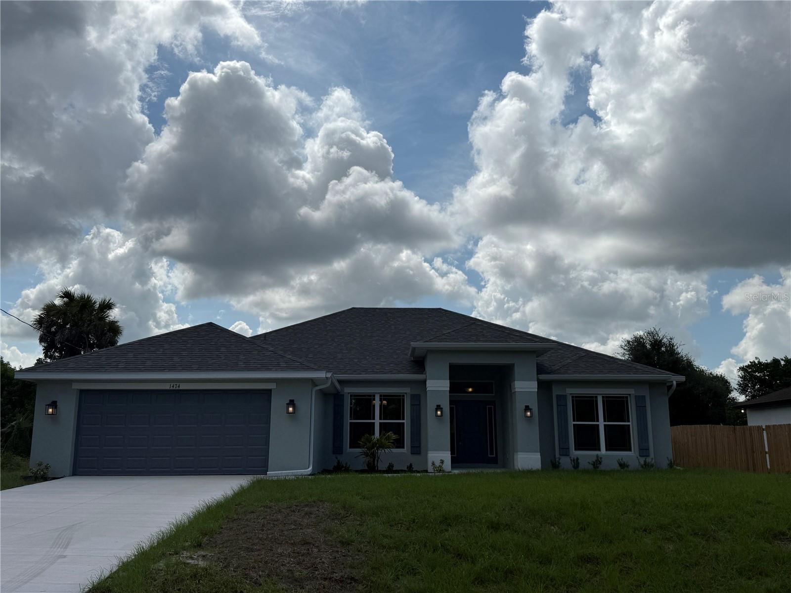 1474 NABATOFF ST Property Photo 1