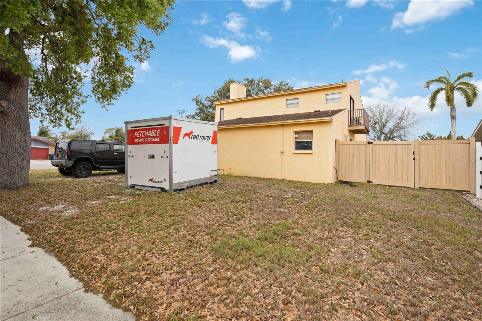 6515 Mauna Loa Blvd Property Photo 3