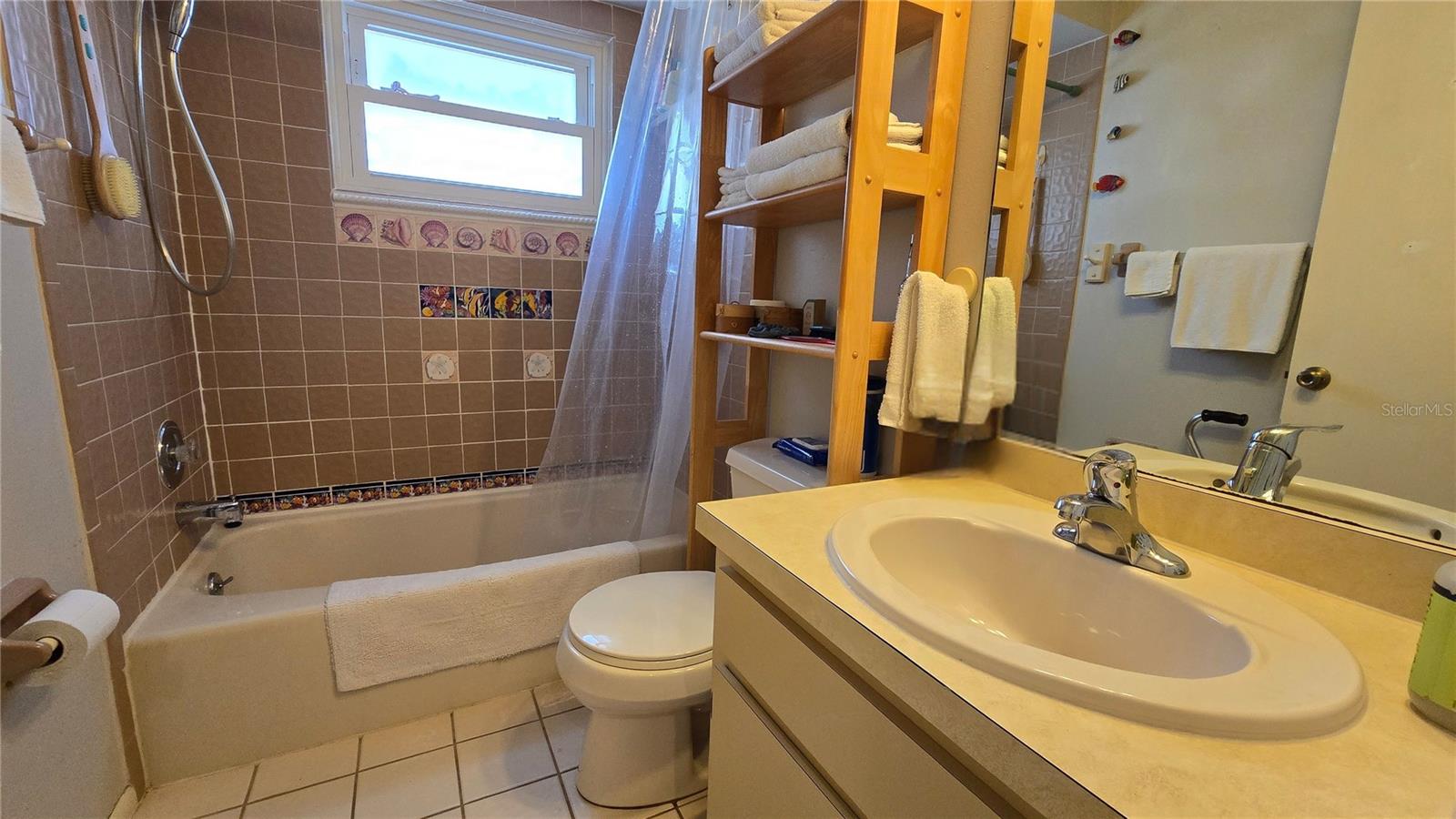 4628 Ashberry Dr Property Photo 9