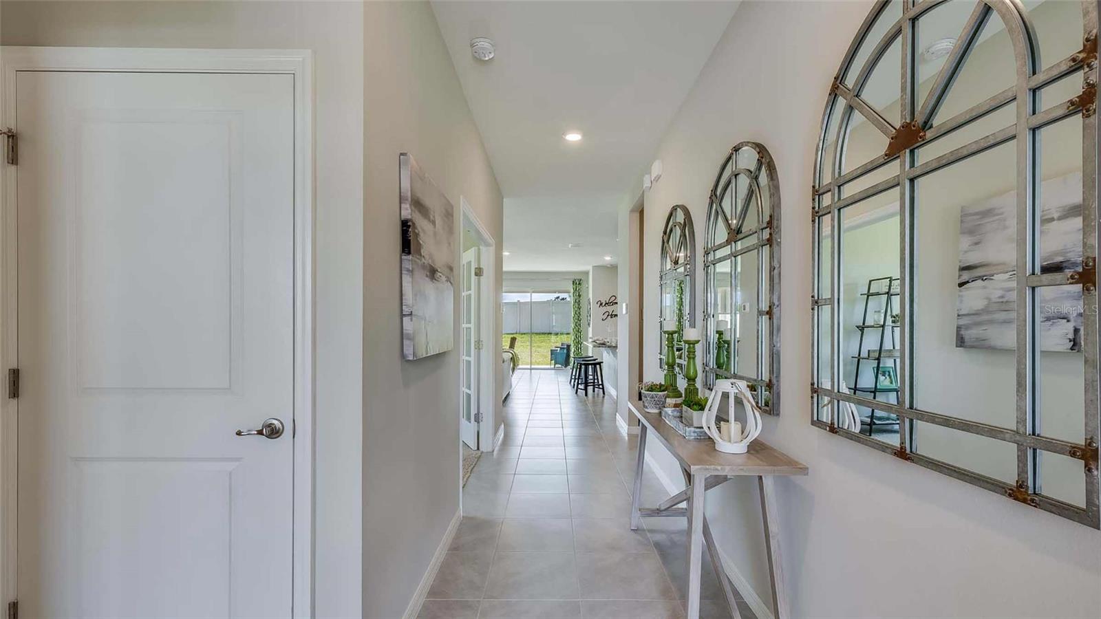 1525 Love Grass Ter Property Photo 2