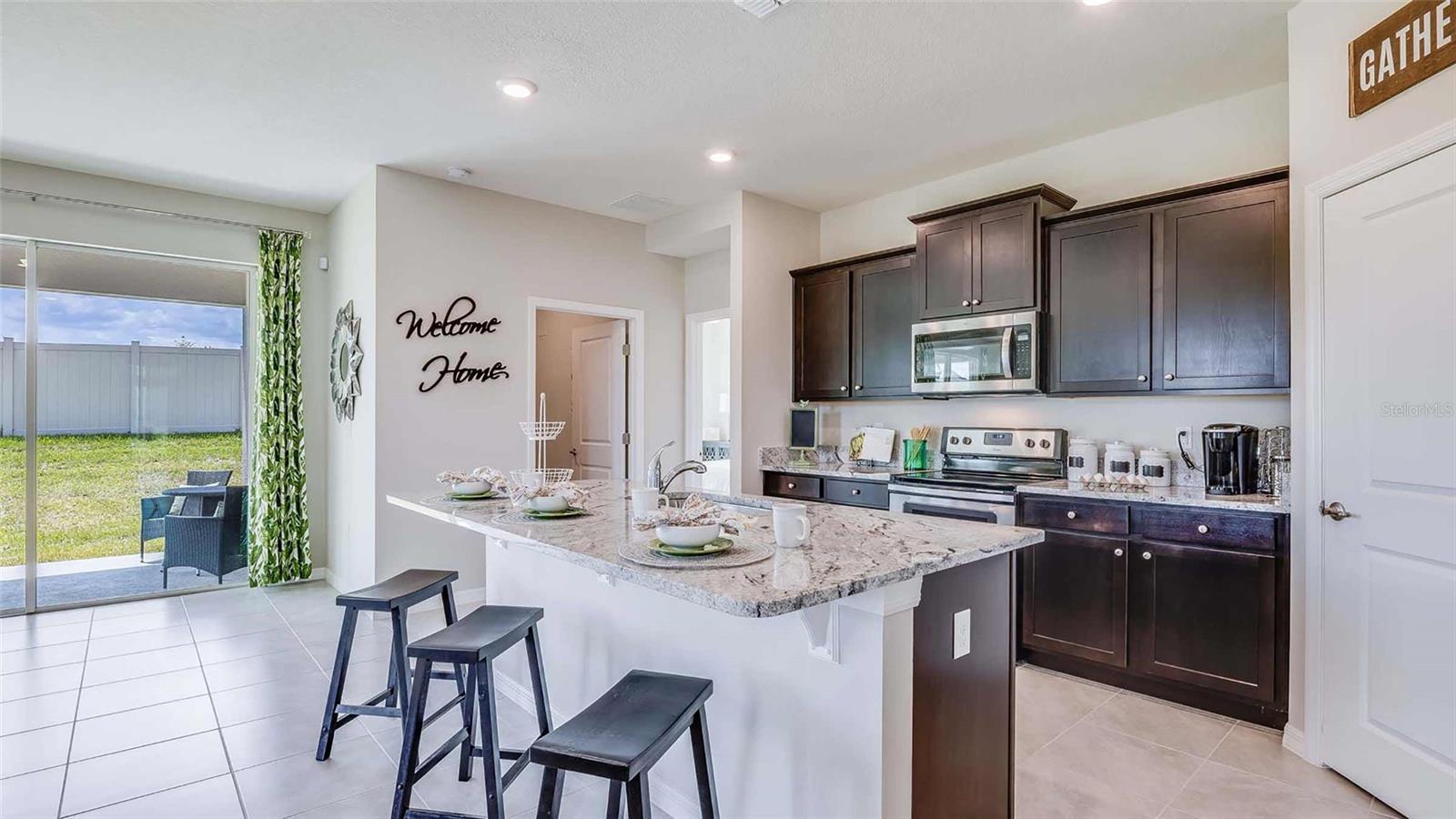 1525 Love Grass Ter Property Photo 3