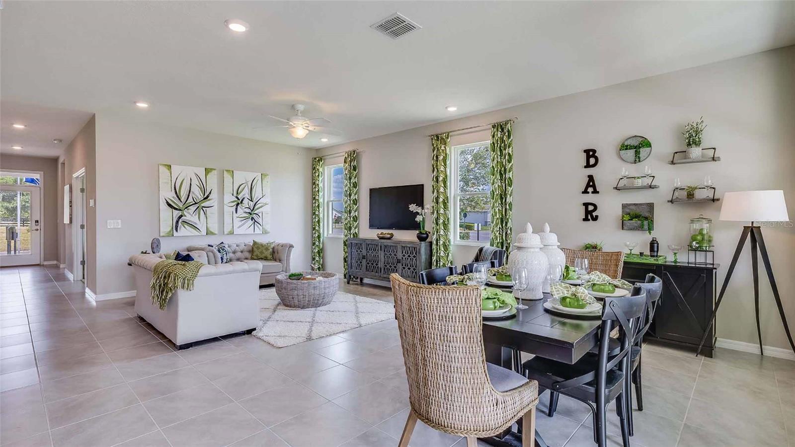 1525 Love Grass Ter Property Photo 5